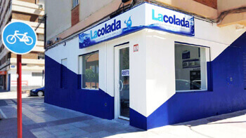 laundry outside of la colada albacete view